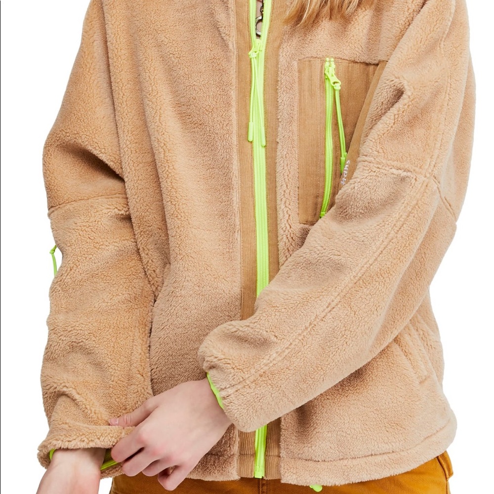Sold Urban Outfitters Fleece Corduroy Patch Tan Jacket - Picture 9 of 15